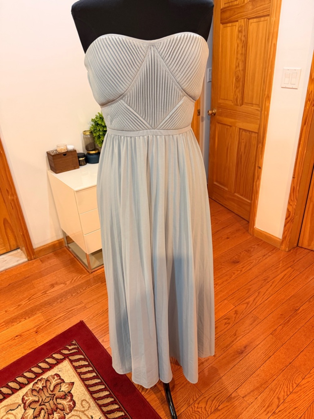 Betsy & Adam Removable Strap Pleated Maxi Dress in Light Blue Size 6